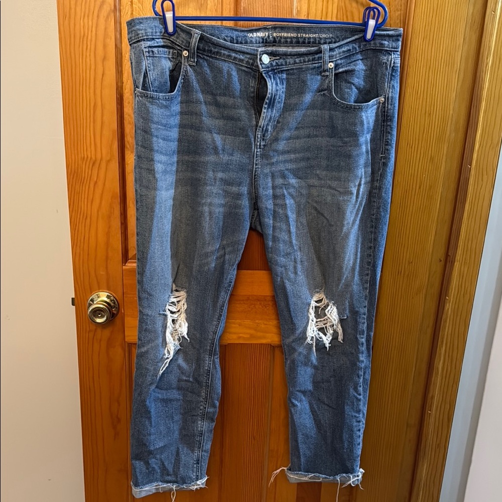 #92 - Old Navy Blue Cropped Ankle Jeans with Distressed Knees